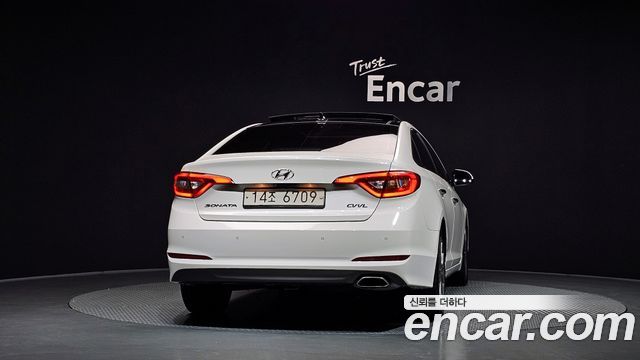 Hyundai Sonata (LF) 2.0 Smart 2015 — фото 4