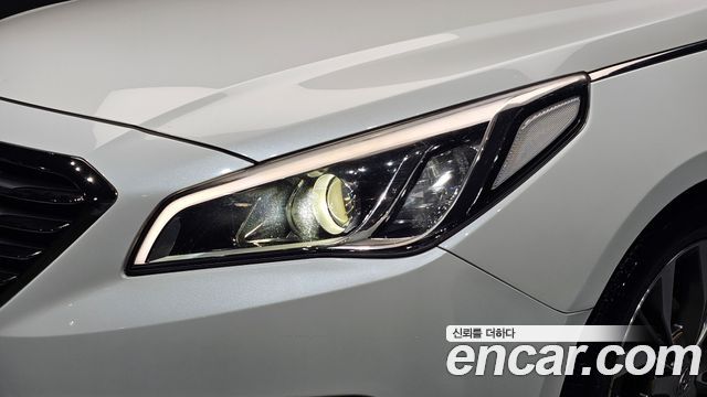 Hyundai Sonata (LF) 2.0 Smart 2015 — фото 28
