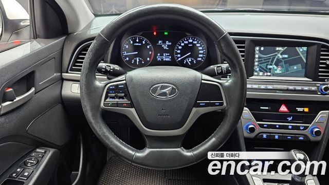 Hyundai Avante (AD) 1.6 GDI Smart 2016 — фото 13