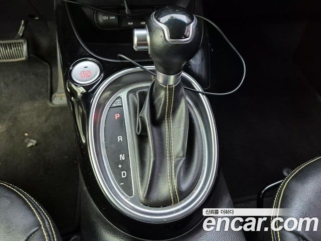 Kia Soul 1.6 Diesel Prestige 2015 — фото 8