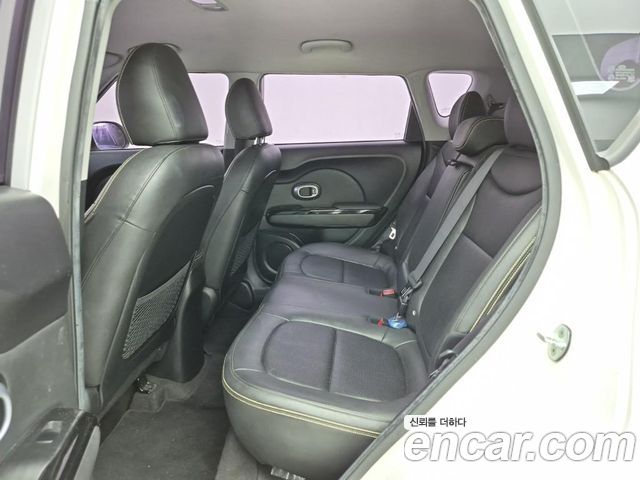 Kia Soul 1.6 Diesel Prestige 2015 — фото 16