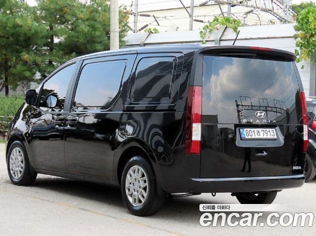 Hyundai Staria Cargo 3-Seater Modern 2023 — фото 4