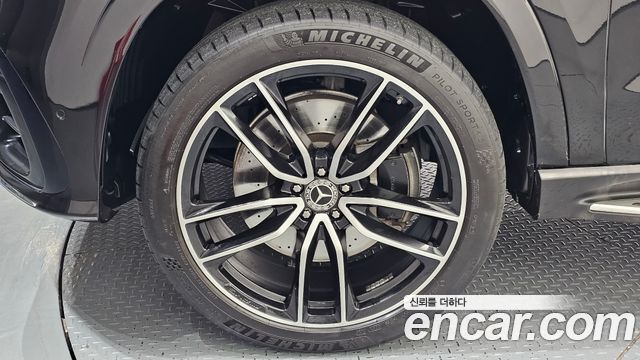 Mercedes-Benz GLS-Class (X167) GLS580 4MATIC 2024 — фото 5