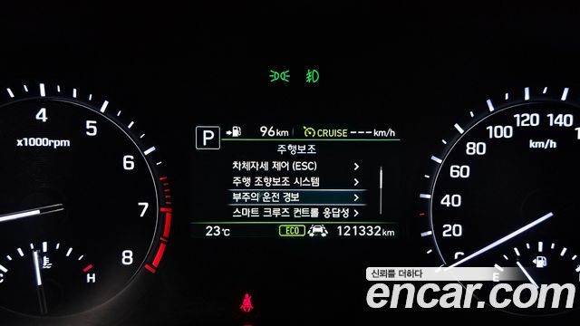 Genesis G80 3.3 GDI AWD Luxury 2017 — фото 17