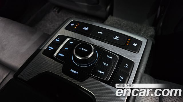 Genesis G80 3.3 GDI AWD Luxury 2017 — фото 19