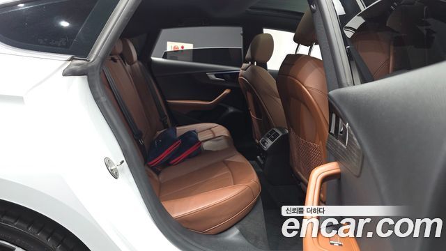 Audi A5 (F5) 40 TFSI Quattro Premium Sportback 2023 — фото 12