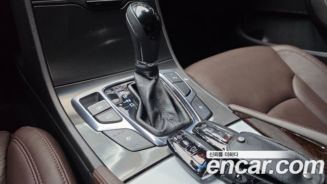 Hyundai Grandeur (HG) HG240 Modern 2015 — фото 9