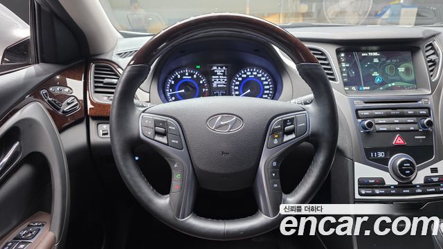 Hyundai Grandeur (HG) HG240 Modern 2015 — фото 13