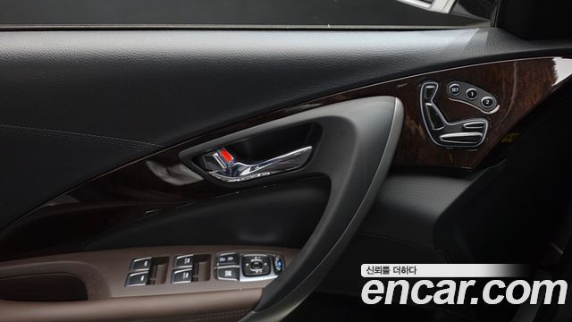 Hyundai Grandeur (HG) HG240 Modern 2015 — фото 20
