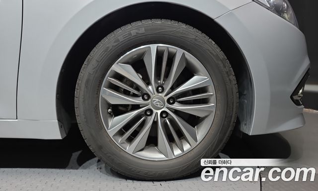 Hyundai Grandeur (HG) HG240 Modern 2015 — фото 21