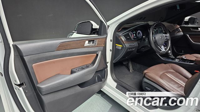 Hyundai Sonata New Rise 2.0 Modern 2018 — фото 26