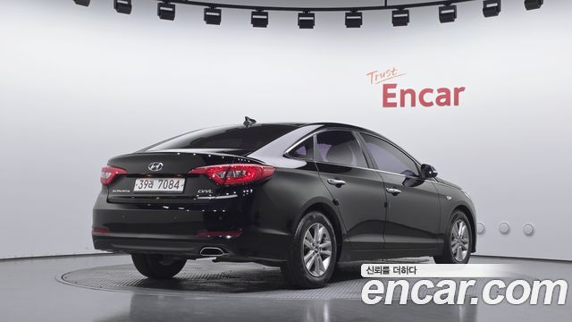 Hyundai Sonata (LF) 2.0 Style 2015 — фото 2