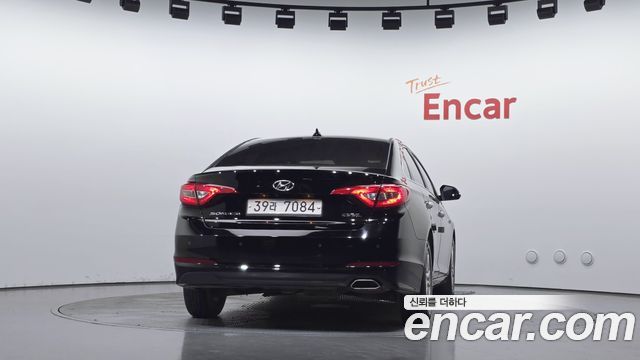 Hyundai Sonata (LF) 2.0 Style 2015 — фото 4