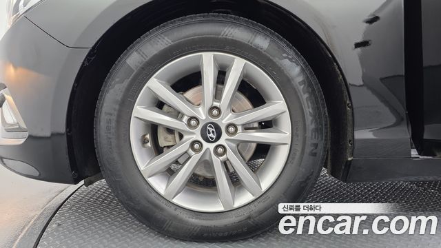 Hyundai Sonata (LF) 2.0 Style 2015 — фото 5