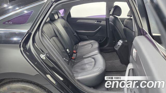 Hyundai Sonata (LF) 2.0 Style 2015 — фото 11