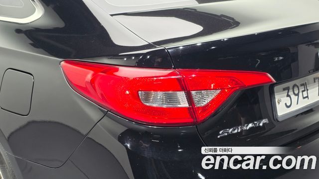 Hyundai Sonata (LF) 2.0 Style 2015 — фото 23