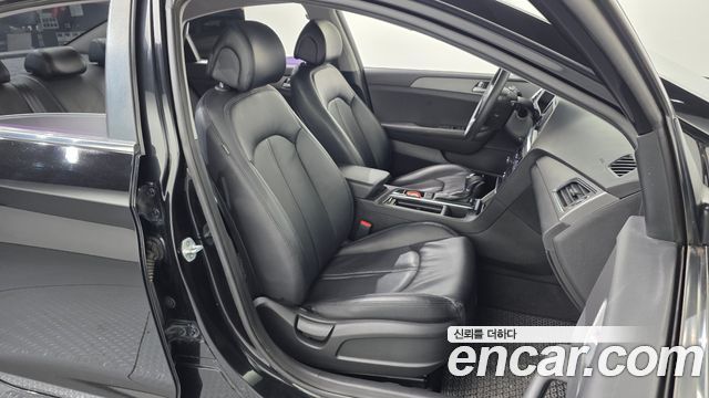 Hyundai Sonata (LF) 2.0 Style 2015 — фото 26