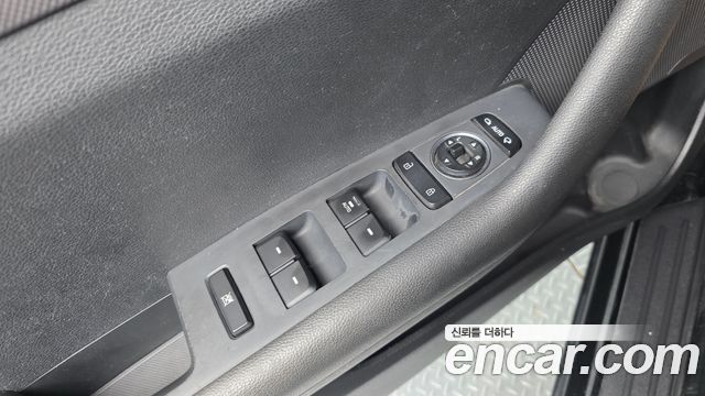 Hyundai Sonata (LF) 2.0 Style 2015 — фото 27