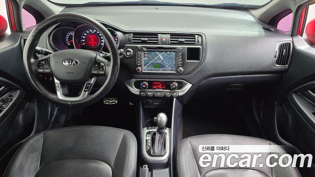 Kia Pride 1.6 GDI Hatchback Prestige 2014 — фото 7