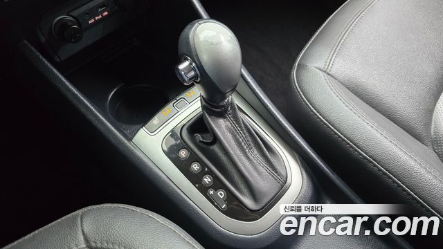 Kia Pride 1.6 GDI Hatchback Prestige 2014 — фото 9