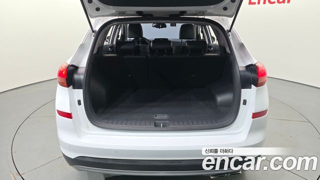 Hyundai Tucson Diesel 2.0 2WD Modern 2019 — фото 16