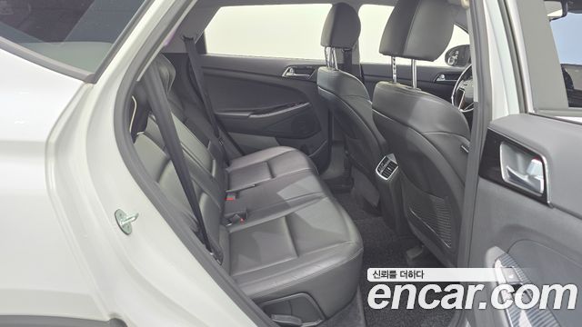 Hyundai Tucson Diesel 2.0 2WD Modern 2019 — фото 17