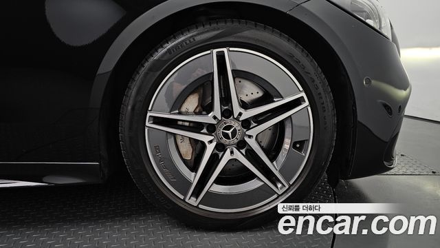 Mercedes-Benz C-Class (W206) C200 AMG Line 2024 — фото 38