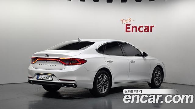 Hyundai Grandeur (IG) 2.4 Premium 2019 — фото 2
