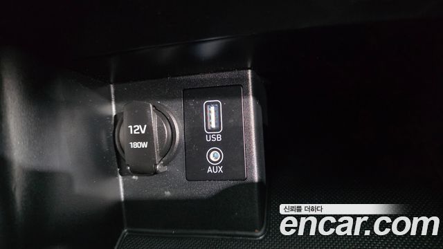 Hyundai Grandeur (IG) 2.4 Premium 2019 — фото 13