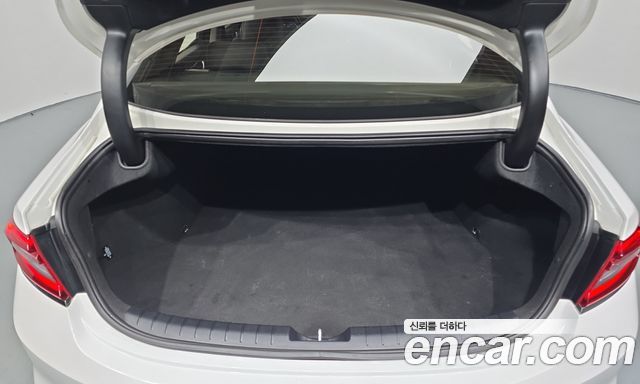 Hyundai Grandeur (IG) 2.4 Premium 2019 — фото 20