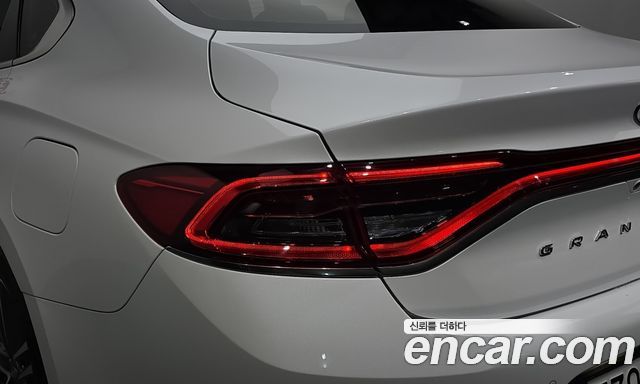 Hyundai Grandeur (IG) 2.4 Premium 2019 — фото 23