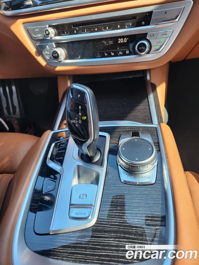 BMW 7 Series (G11) 740d xDrive M Sport 2017 — фото 7