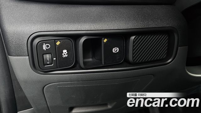 Kia Tasman 2.5T Gasoline 4WD Adventure 2026 — фото 13