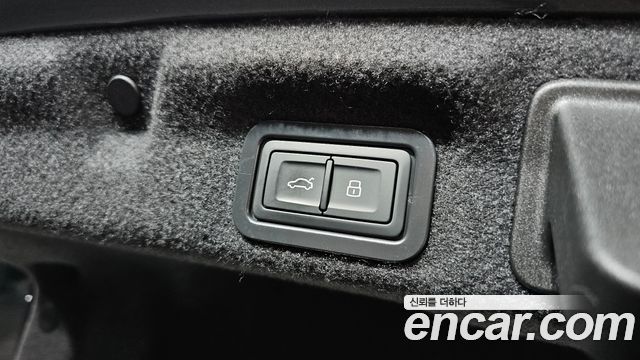 Audi A6 (C9) 45 TFSI Quattro S Line 2026 — фото 18