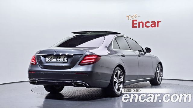 Mercedes-Benz E-Class (W213) E300 Avantgarde 2017 — фото 2