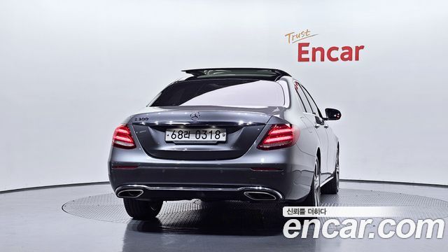 Mercedes-Benz E-Class (W213) E300 Avantgarde 2017 — фото 4