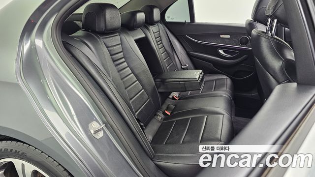 Mercedes-Benz E-Class (W213) E300 Avantgarde 2017 — фото 15