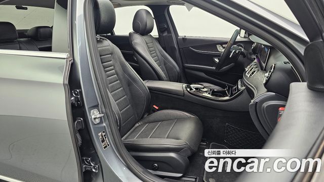 Mercedes-Benz E-Class (W213) E300 Avantgarde 2017 — фото 16