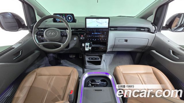 Hyundai Staria HEV 1.6 Lounge 7-Seater Inspiration 2025 — фото 7