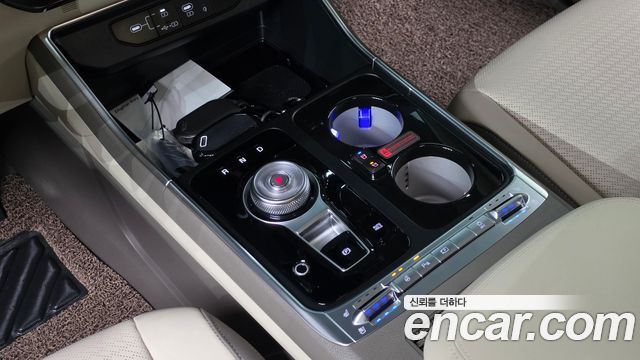 Kia Carnival (IV) HEV 9-Seater Hi-Limousine Signature 2026 — фото 9