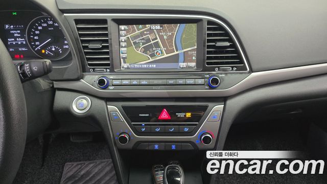 Hyundai Avante (AD) 1.6 GDI Value Plus 2018 — фото 12