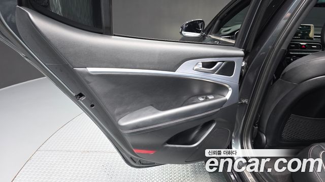 Genesis G70 3.3T Sport AWD Elite 2019 — фото 25