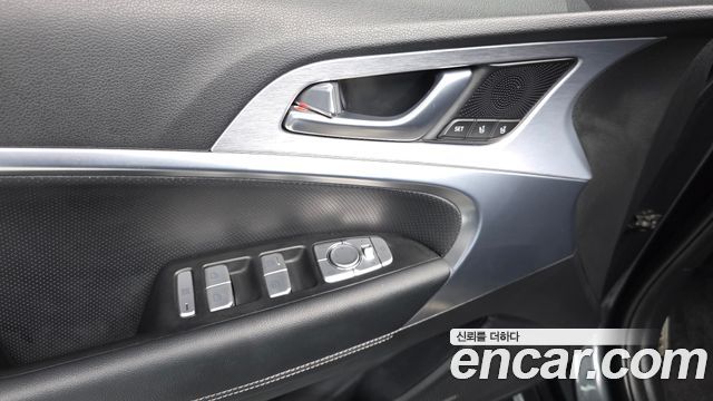 Genesis G70 3.3T Sport AWD Elite 2019 — фото 31