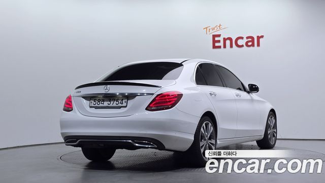 Mercedes-Benz C-Class (W205) C200 Avantgarde 2018 — фото 2
