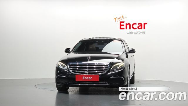 Mercedes-Benz E-Class (W213) E300 4MATIC Exclusive 2018 — фото 3