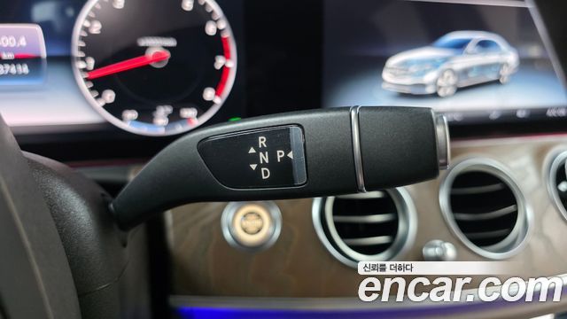 Mercedes-Benz E-Class (W213) E300 4MATIC Exclusive 2018 — фото 9