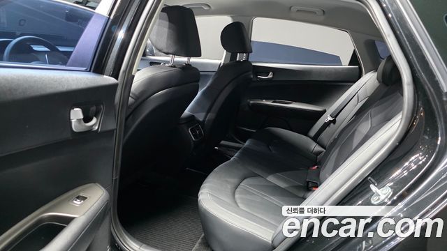 Kia K5 (II) 2.0 Luxury 2020 — фото 12
