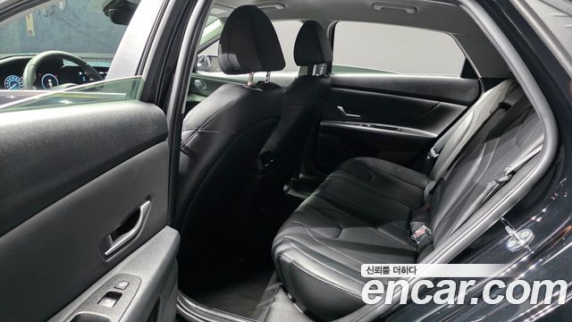 Hyundai Avante (CN7) 1.6 Inspiration 2023 — фото 12