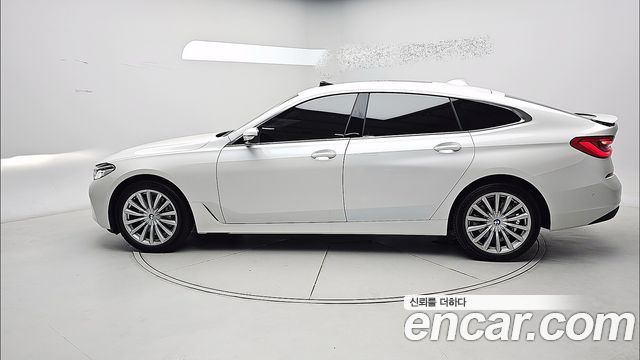 BMW 6 Series GT (G32) 620d xDrive Luxury 2023 — фото 4