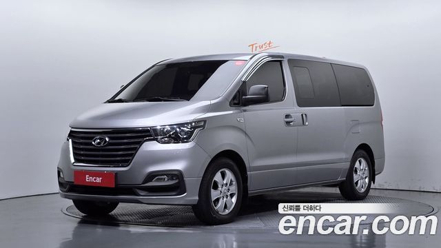 Hyundai Grand Starex Wagon 12-Seater Smart 2019 — фото 1